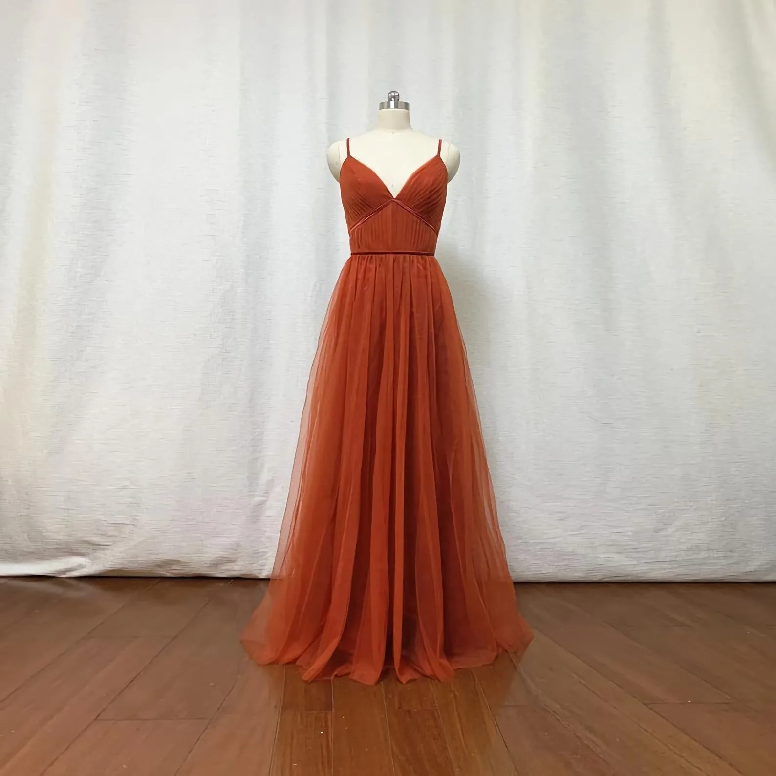 Burnt Orange Tulle Bridesmaid Dress 2025 Spaghetti Straps Boho