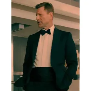 The Bricklayer Aaron Eckhart Black Suit